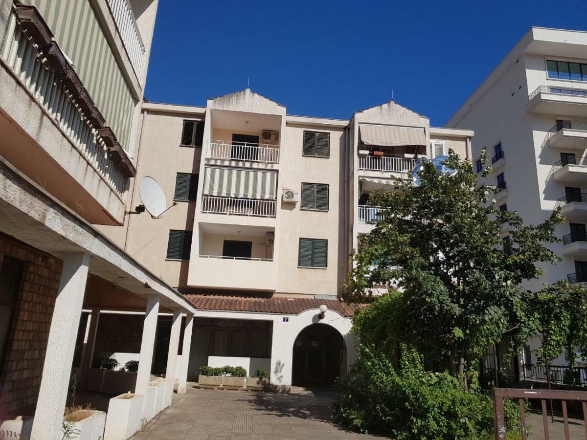 Emi Apartment Budva Exterior photo